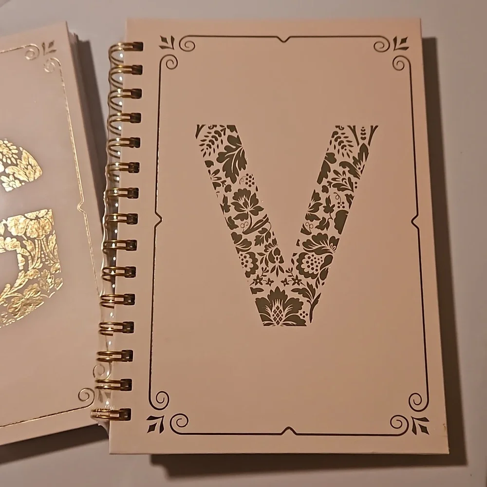 Monogram notebook - Picture 3 of 6